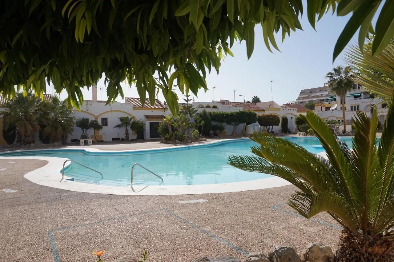 Dandelion / Roquemar Apartment Roquetas de Mar