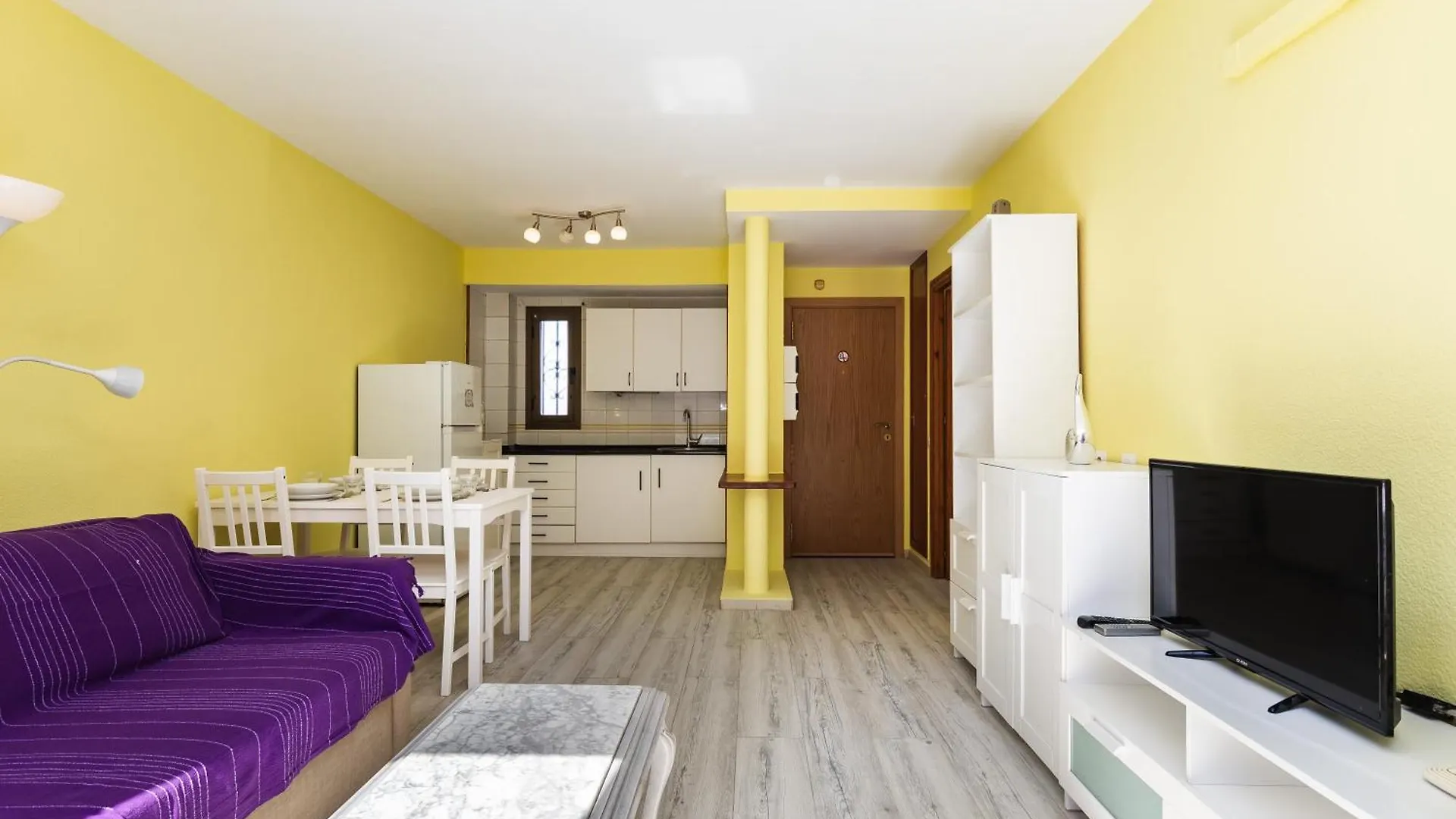 Dandelion / Roquemar Apartment Roquetas de Mar Spain